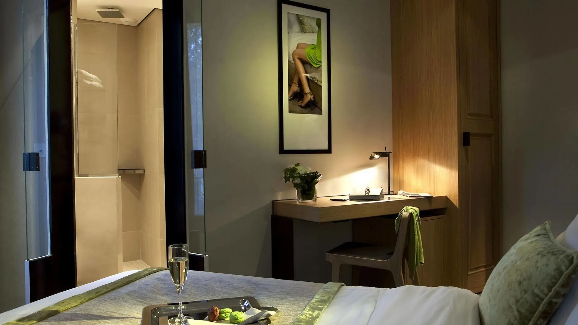 Hotel Marceau Champs-Elysees Paris