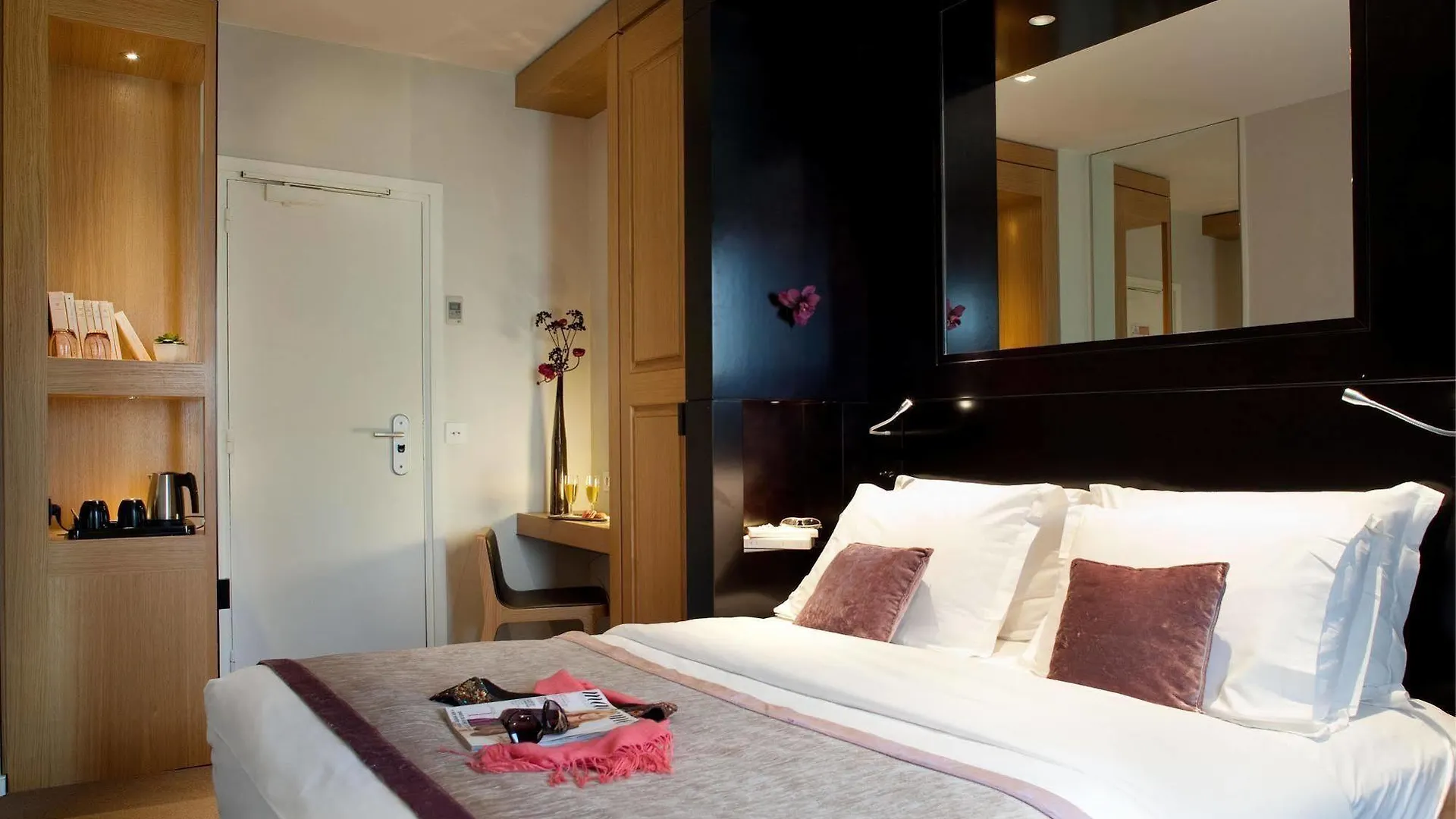 Marceau Champs-Elysees Paris Hotel
