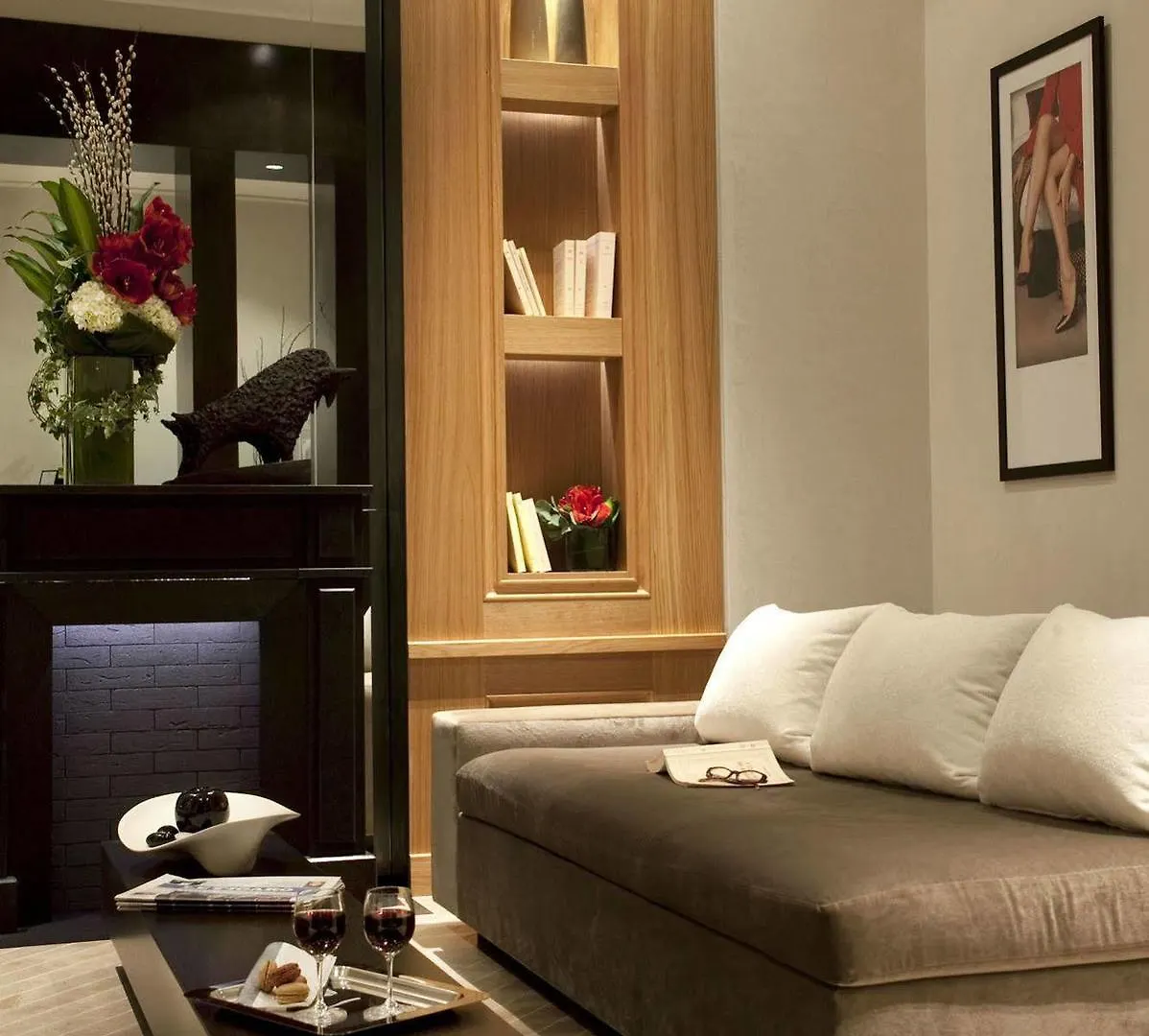 *** Hotel Marceau Champs-Elysees Paris França
